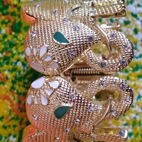 Lilly Pulitzer Tusk Tusk Cuff - Picture 9 of 10